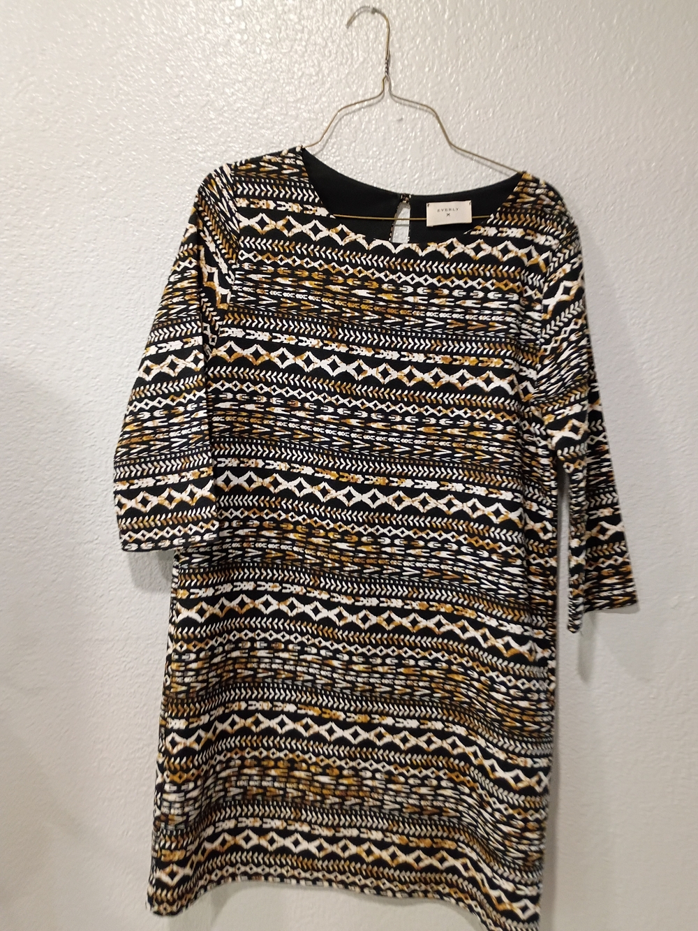 Everly Black, White & Gold Geometric Dress M